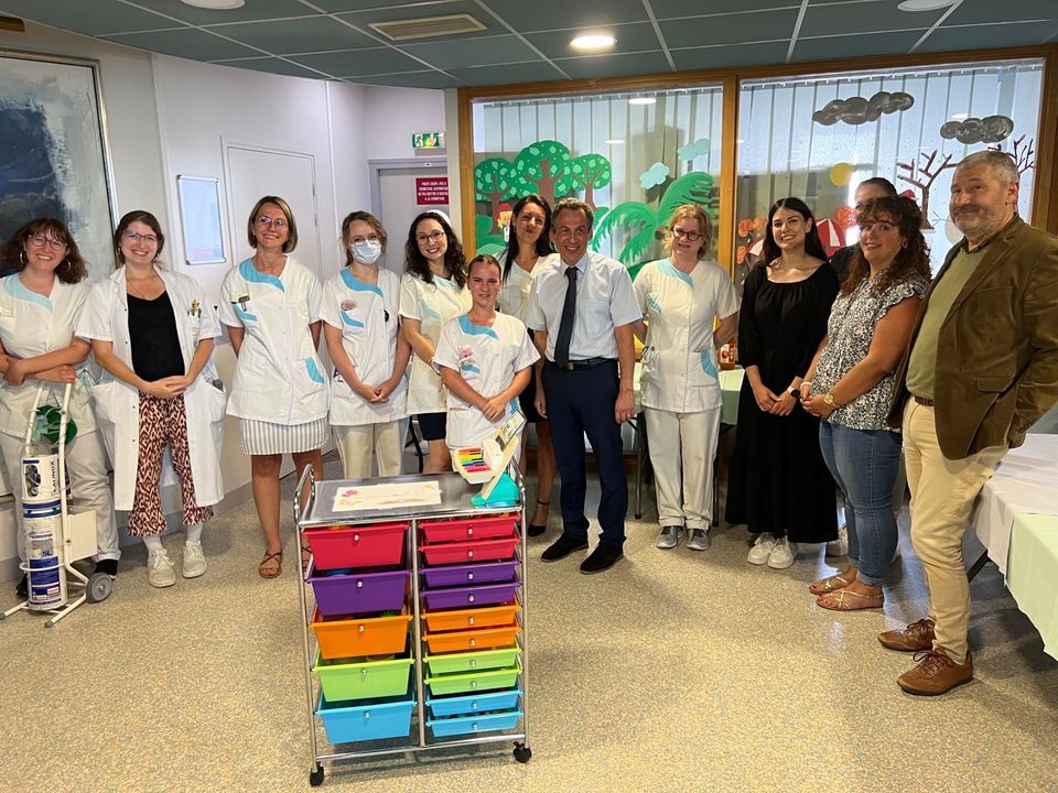 Magie à l'hôpital contribue à un beau projet pour les enfants, association Magie à l'association